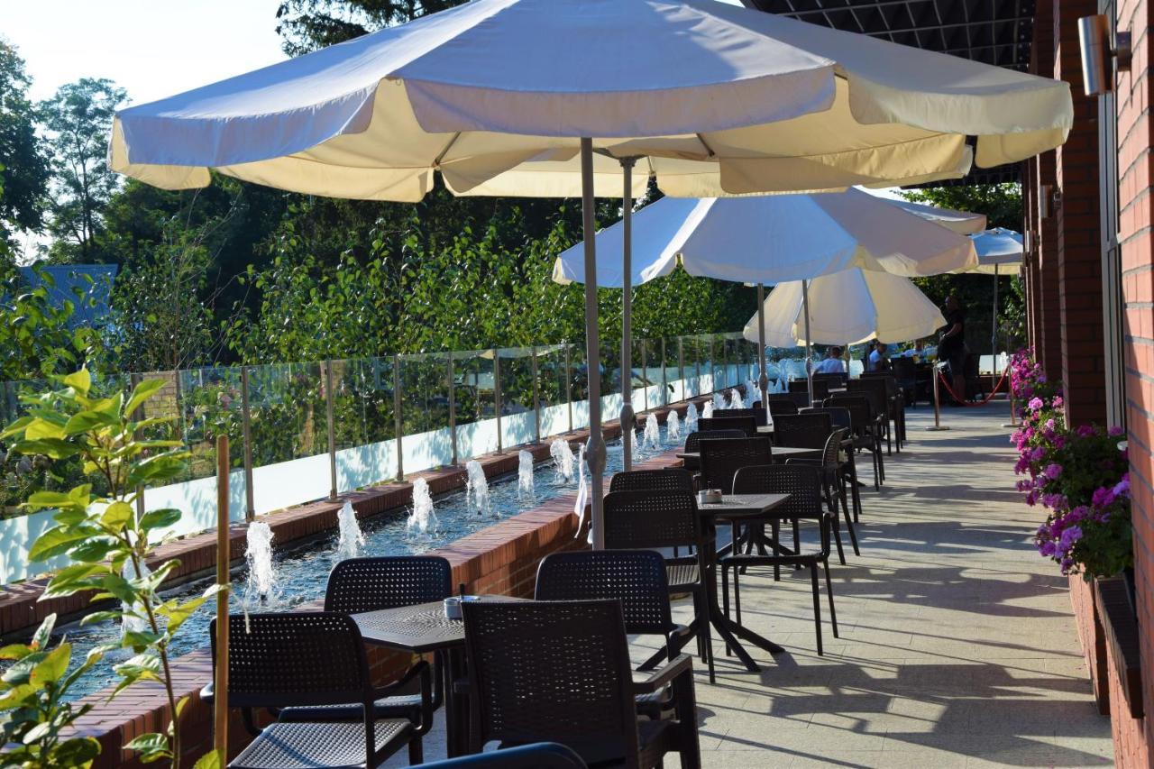 Hotel Greys Polonia Zasutowo Экстерьер фото
