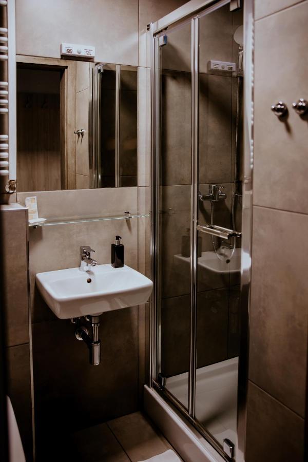 Hotel Greys Polonia Zasutowo Экстерьер фото