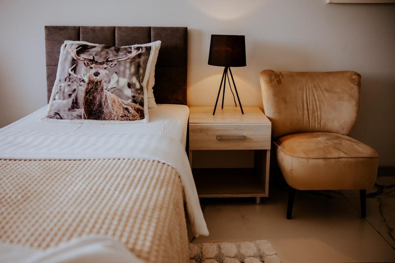 Hotel Greys Polonia Zasutowo Экстерьер фото