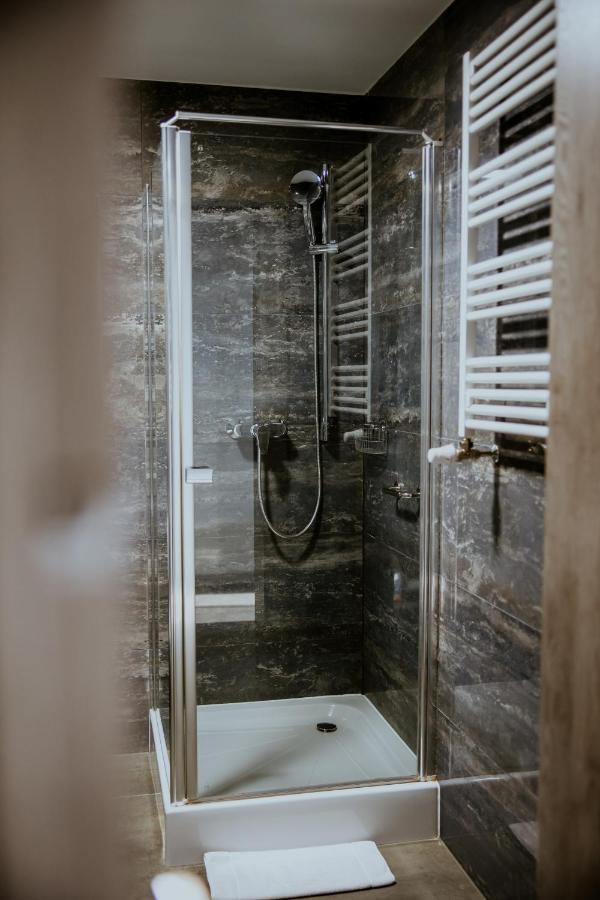 Hotel Greys Polonia Zasutowo Экстерьер фото