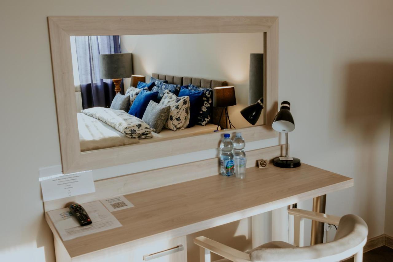 Hotel Greys Polonia Zasutowo Экстерьер фото