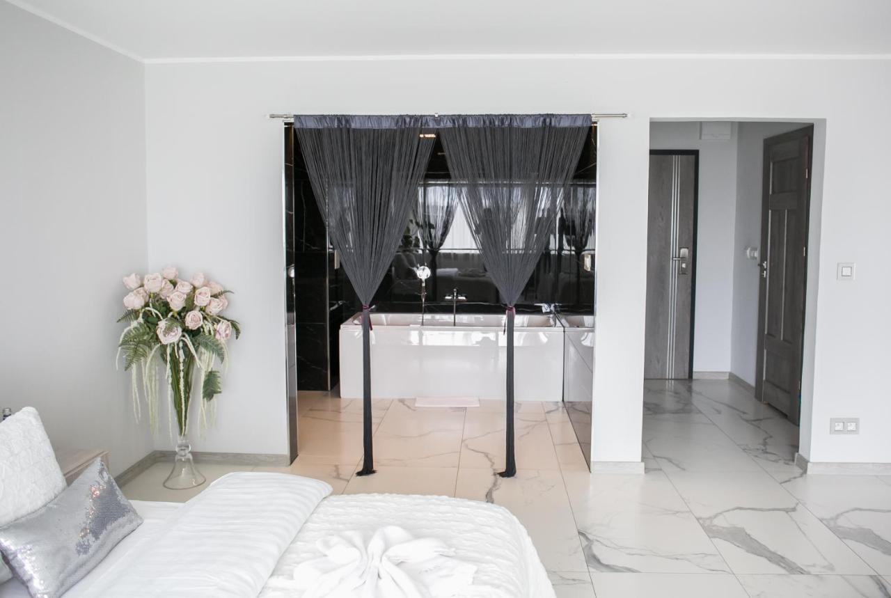 Hotel Greys Polonia Zasutowo Экстерьер фото